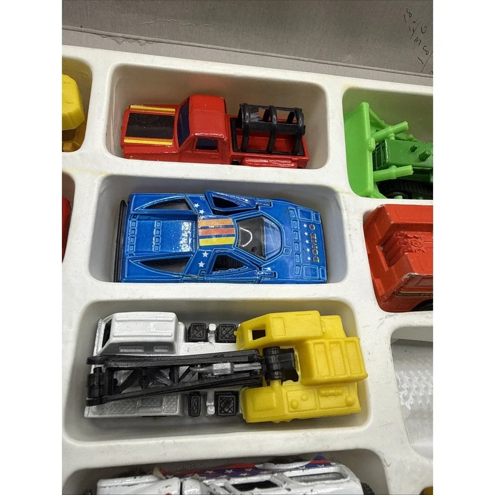 Vintage Matchbox Car Set Road Machines Semi's Tractors Jeeps Sports Cars 22